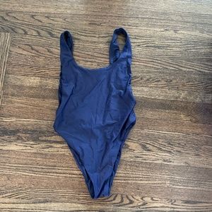 Aerie one piece swimsuit with low cut back